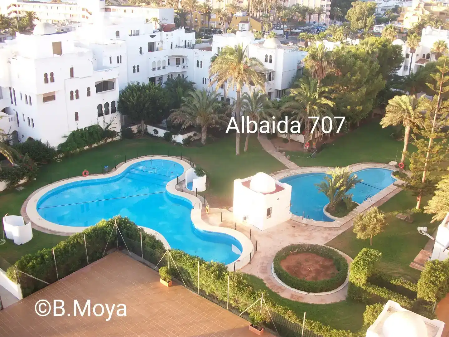 Piscina de Pis de lloguer en Roquetas de Mar amb Aire condicionat, Moblat i Forn