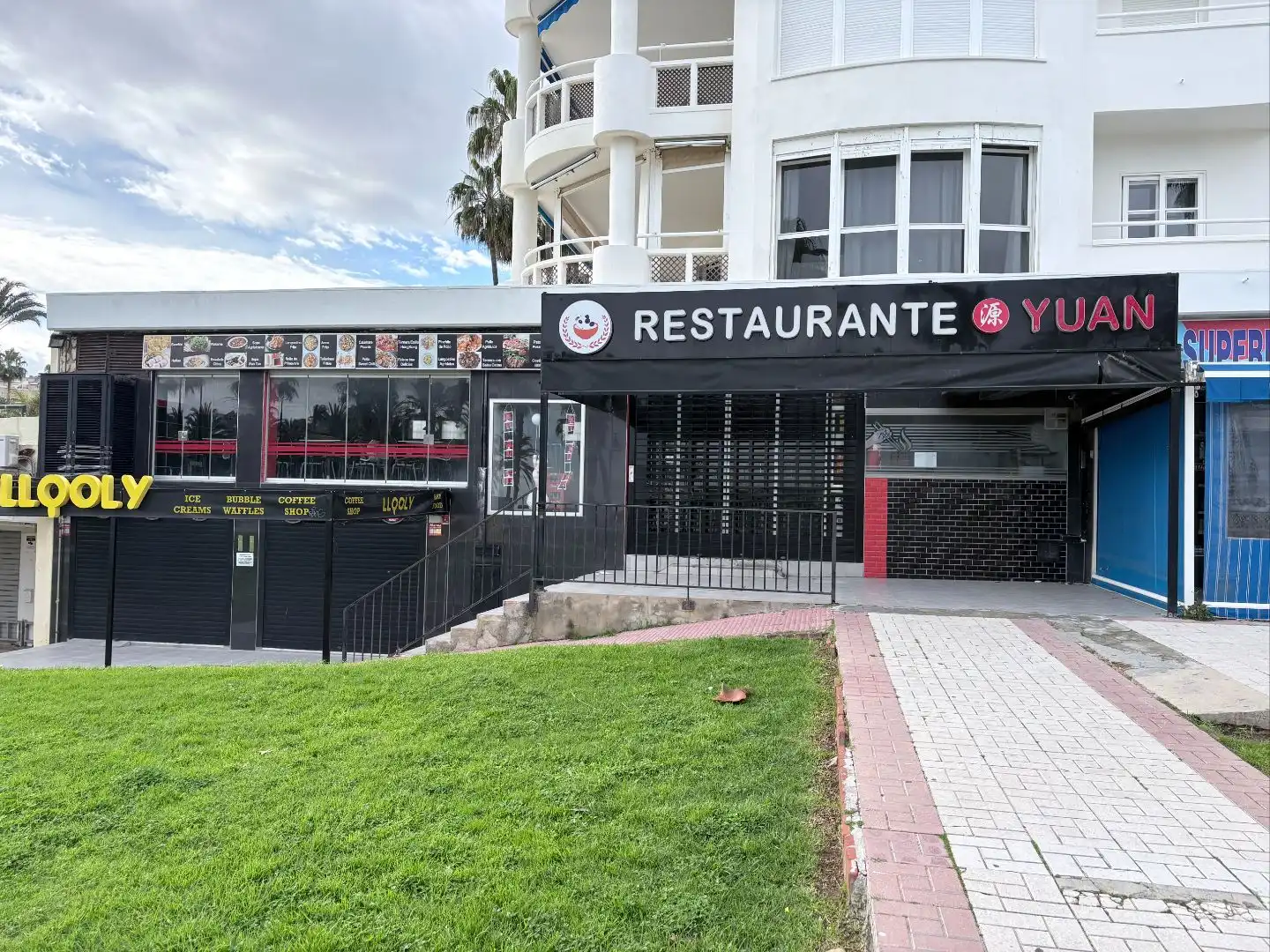 Local en venta en Torremolinos con Aire acondicionado, Calefacción y Terraza