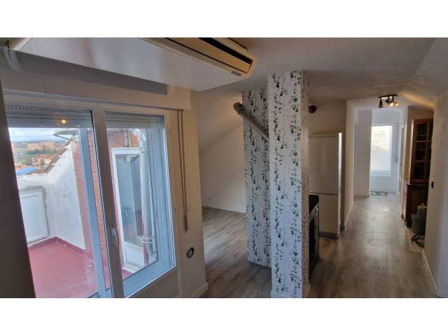 Piso en Venta en Calle Lomba en Villaquilambre