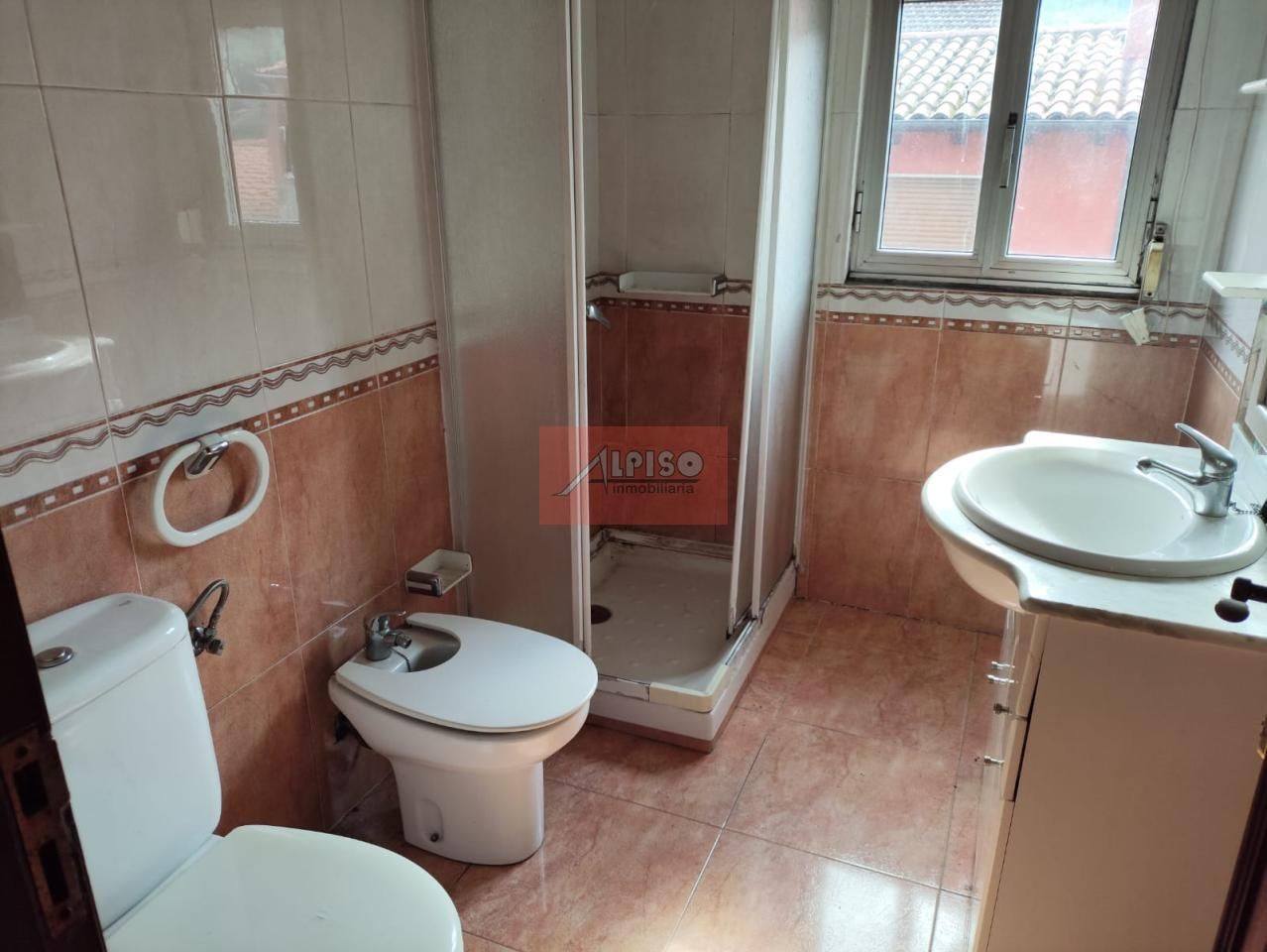 Bathroom of Single-family semi-detached for sale in Ourense Capital 