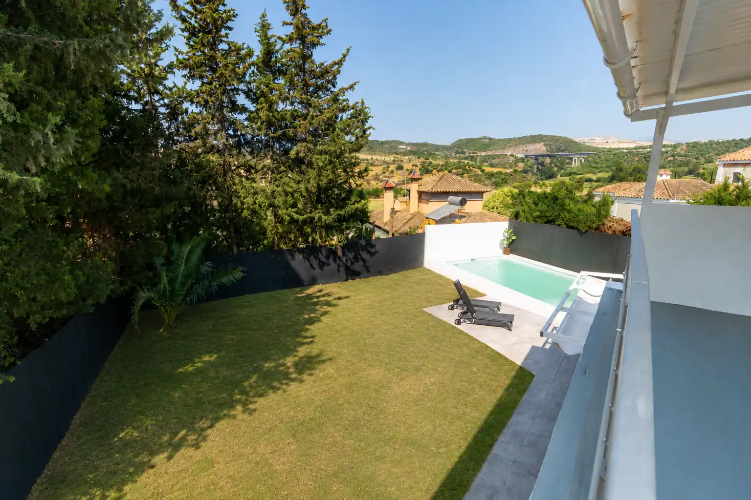 Piscina de Casa o xalet en venda en Estepona amb Jardí privat i Piscina