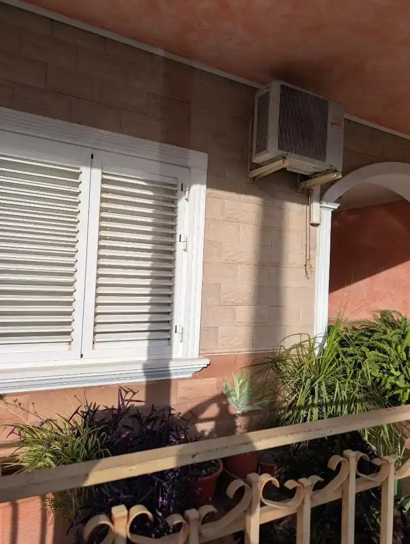 Exterior view of Ground floor for sale in Archena  with Air Conditioner, Storage room and Furnished