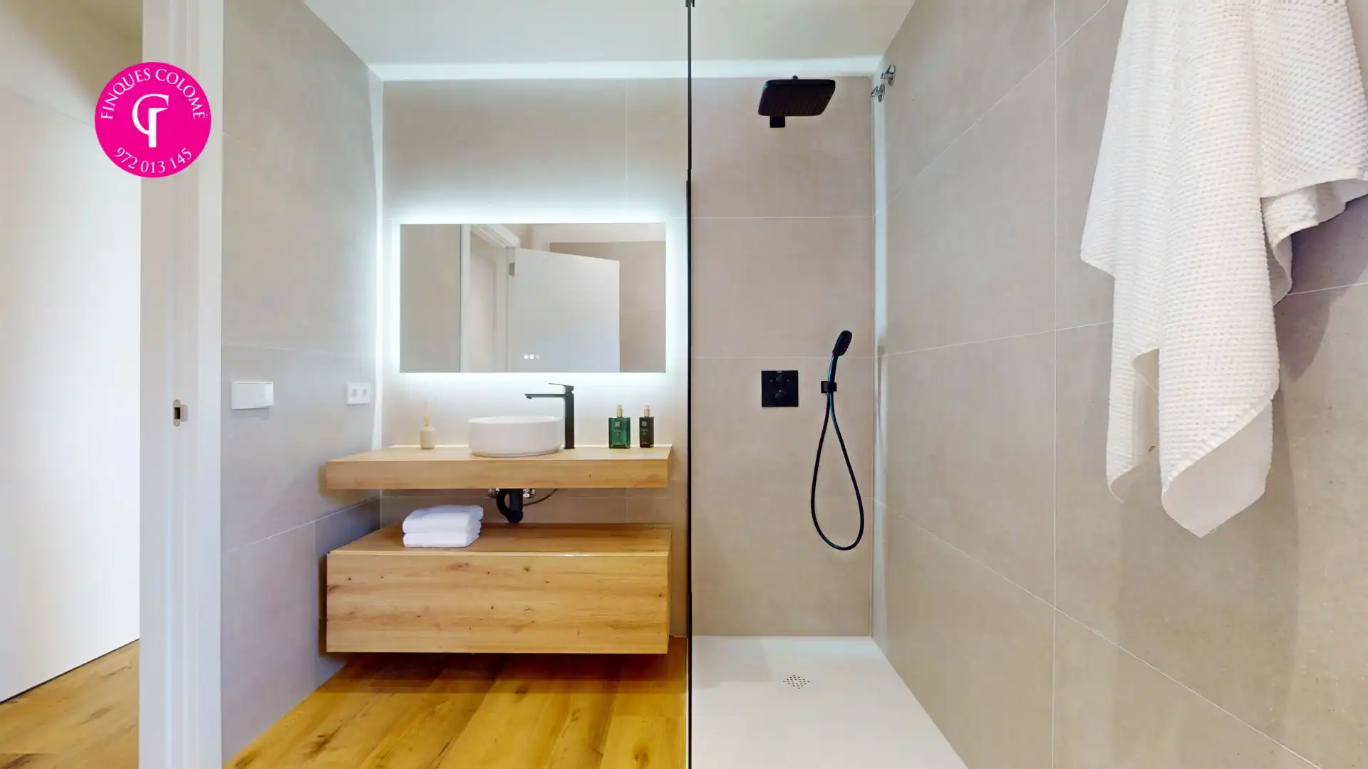 Bathroom of Houses for sale in Sant Julià de Ramis  with Air Conditioner, Heating and Terrace