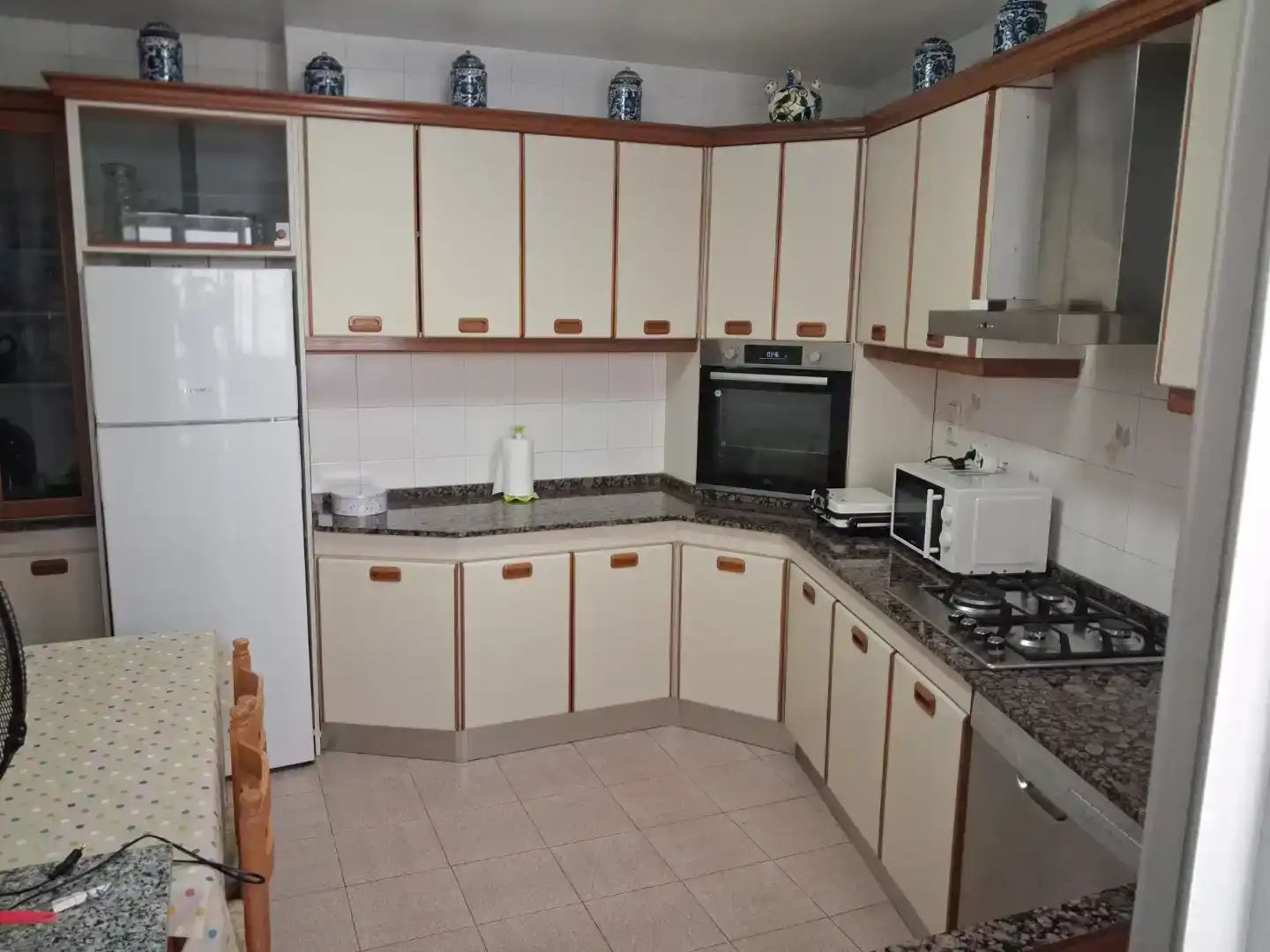 Cuina de Àtic de lloguer en Águilas amb Traster, Moblat i Forn