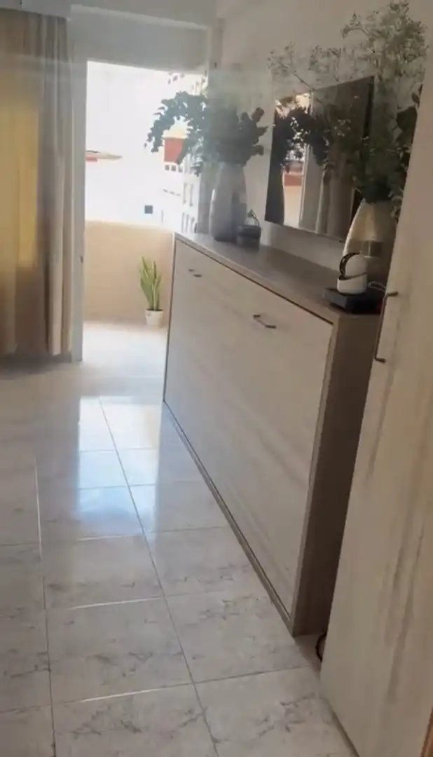Cocina de Estudio de alquiler en Torremolinos con Aire acondicionado, Calefacción y Terraza