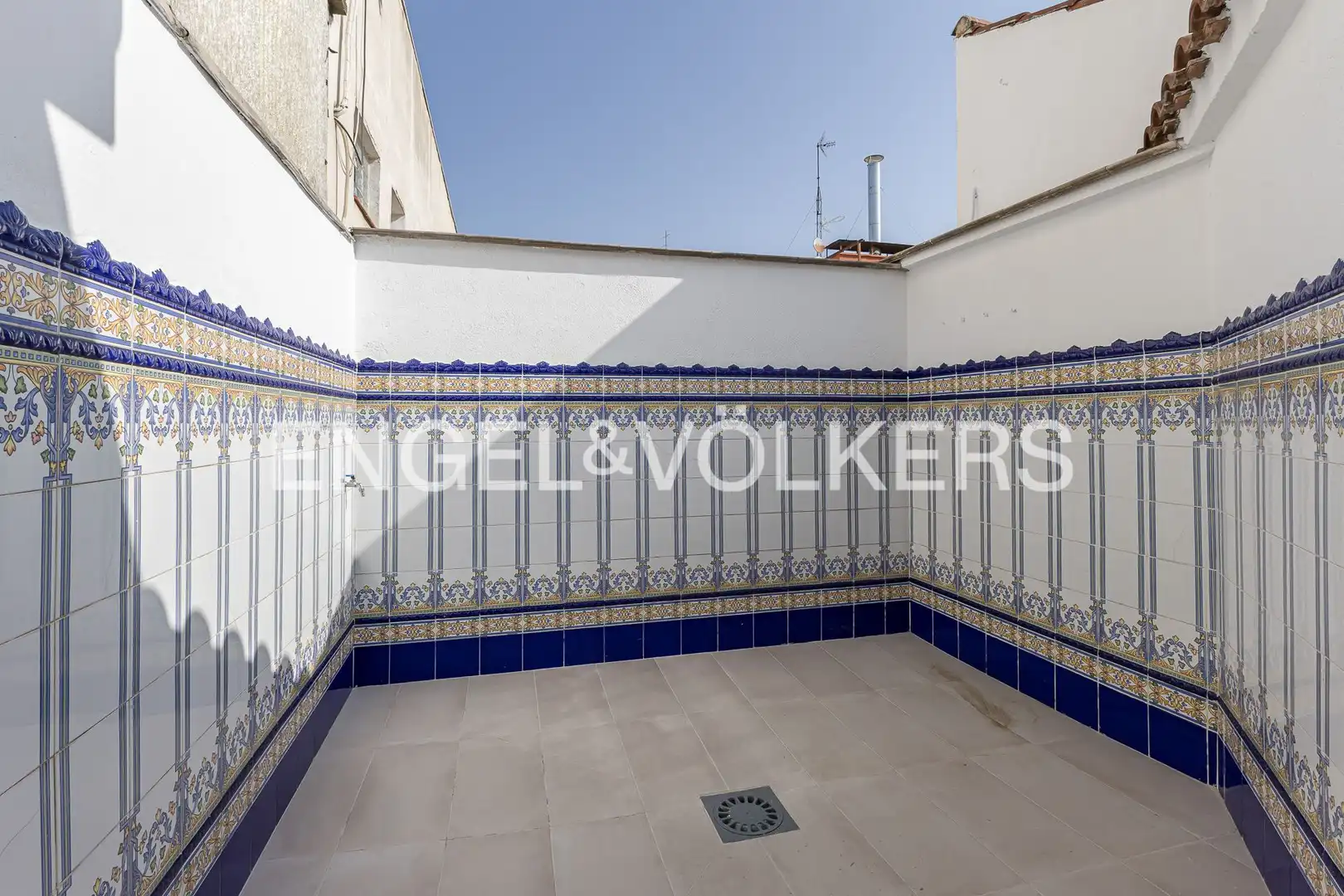 Terrace of Attic for rent in Madrid  with Heating and Terrace