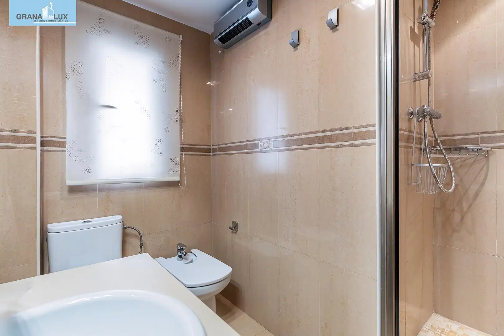 Bathroom of Flat for sale in Ronda