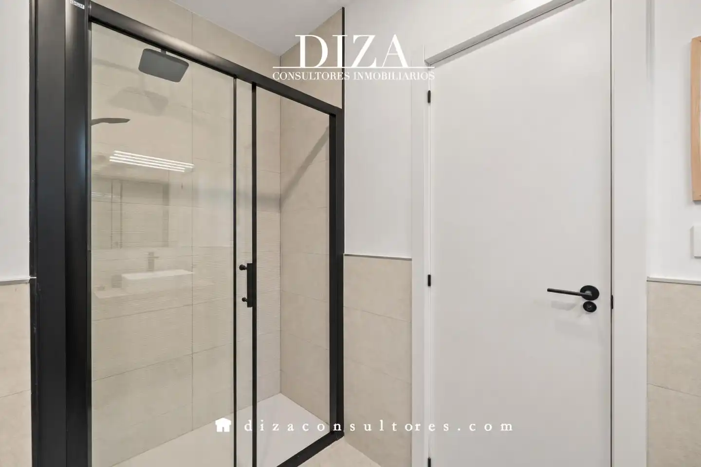 Baño de Piso de alquiler en Madrid con Aire acondicionado, Calefacción y Amueblado