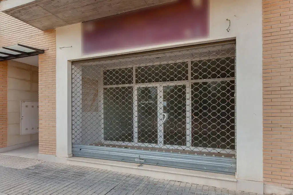 Local en venta en La Font d'en Carròs