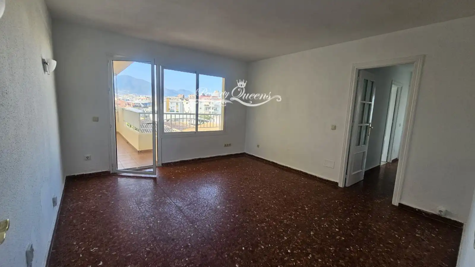 Wohnzimmer von Wohnung zur Miete in Fuengirola mit Terrasse, Ofen und Waschmaschine