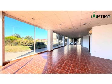 Local comercial de lloguer a Rua Sanchez Freire