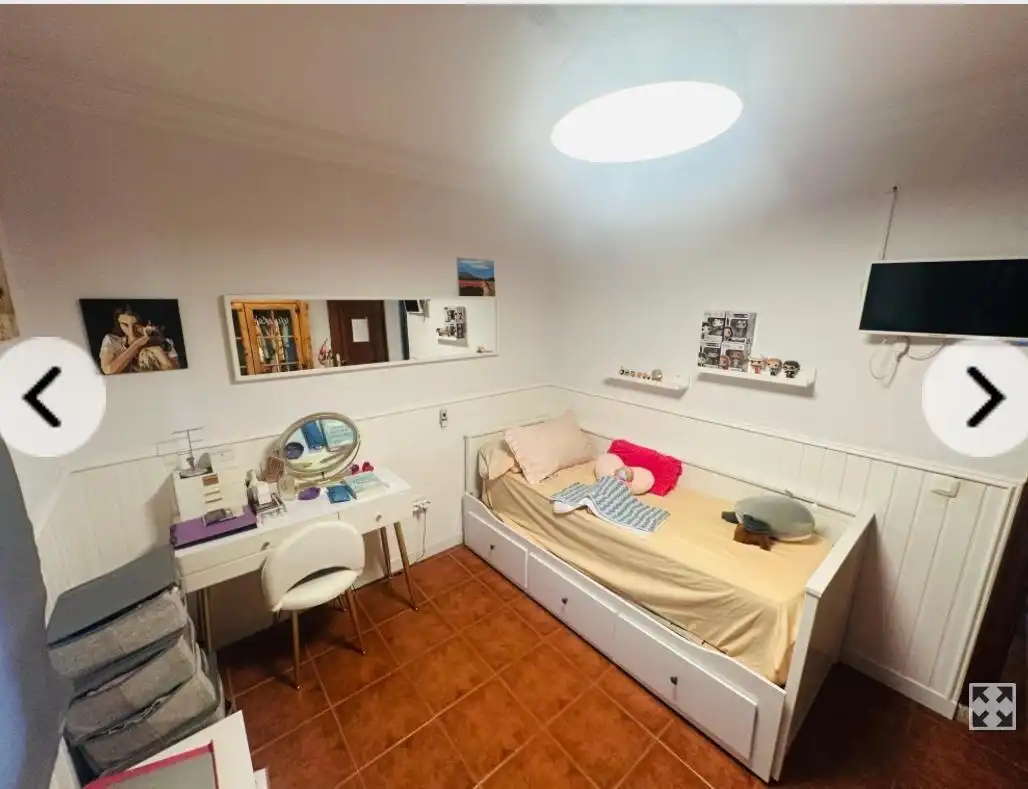 Bedroom of Houses for sale in Chiclana de la Frontera  with Air Conditioner, Heating and Private garden