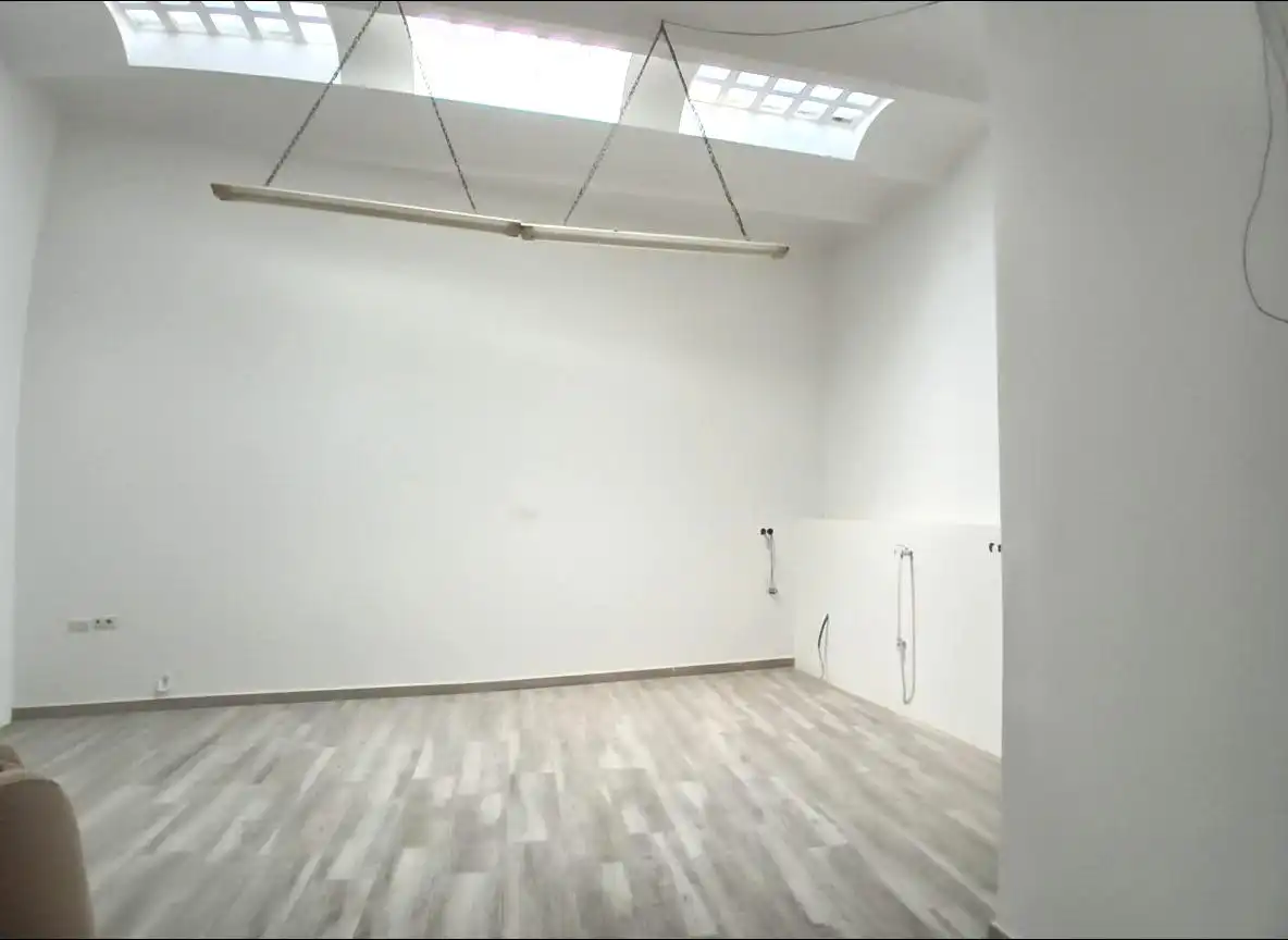 Local comercial en venda a Sants - Montjuïc, imagen 5