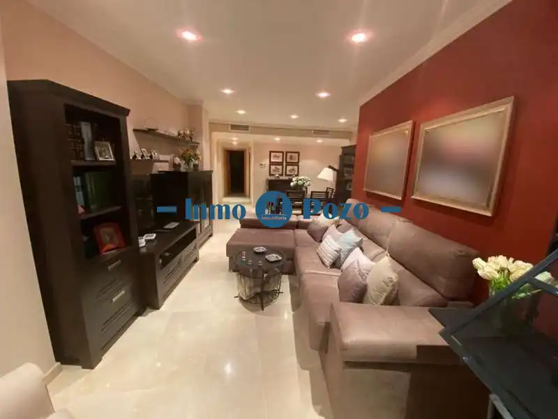 Flat for sale in Juan Carlos I