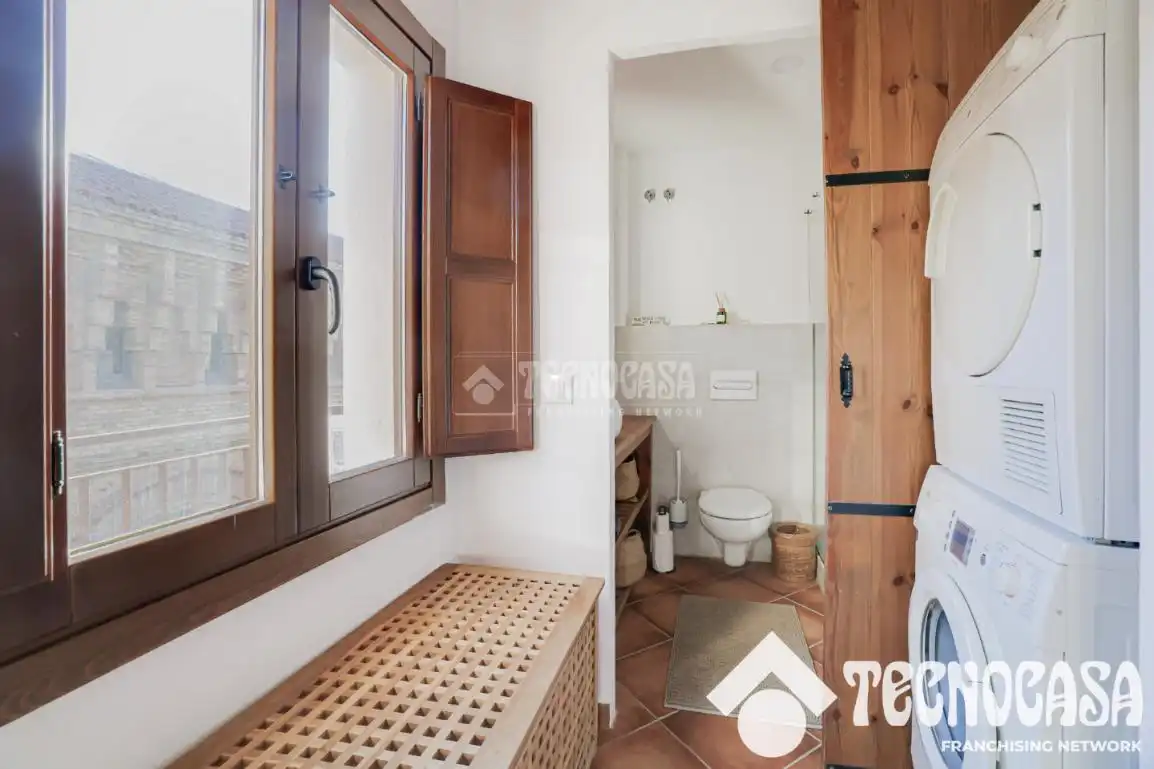 Bany de Pis en venda en Barcelona amb Aire condicionat i Balcó