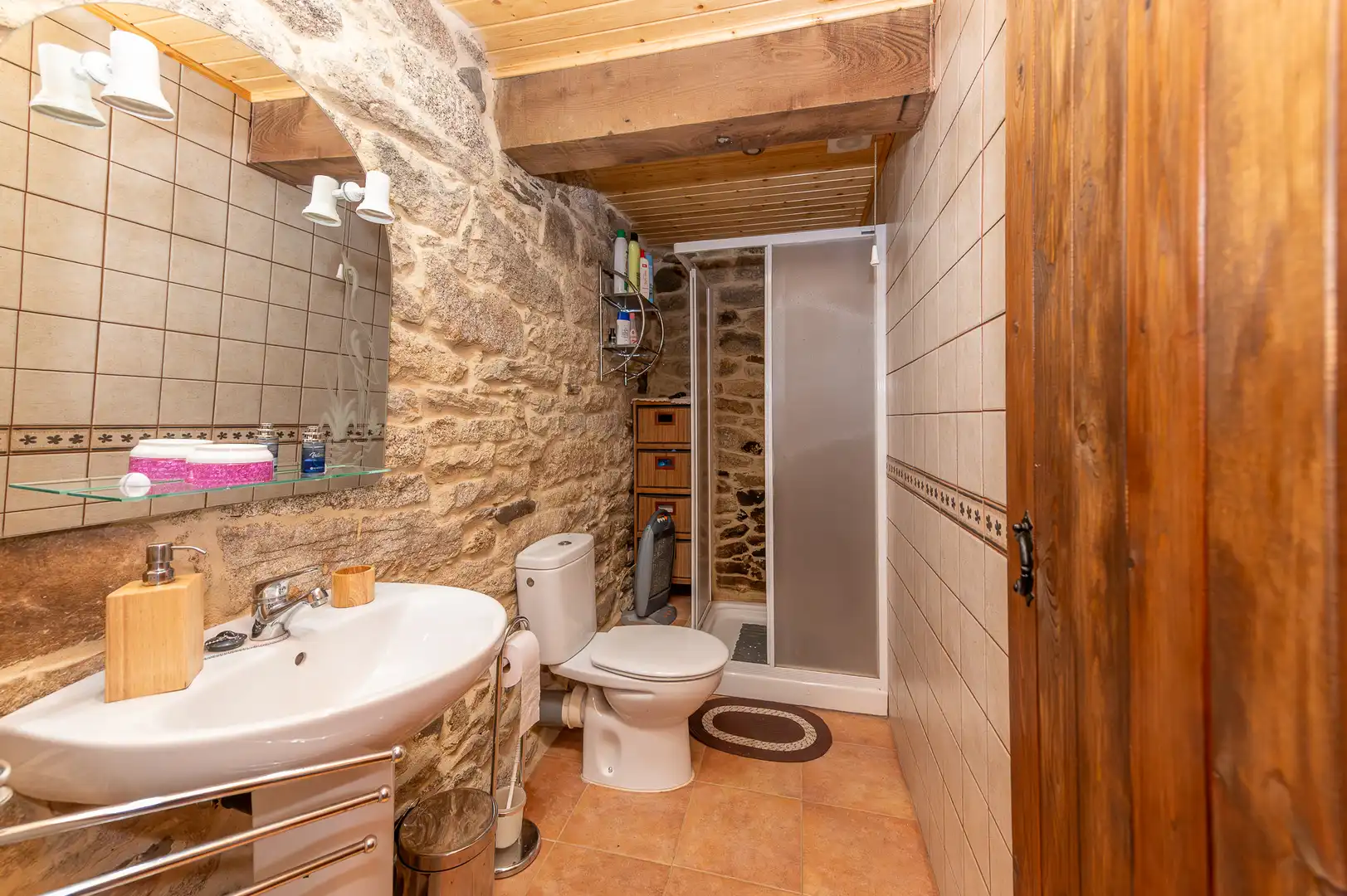 Baño de Finca rústica en venta en Guitiriz con Amueblado