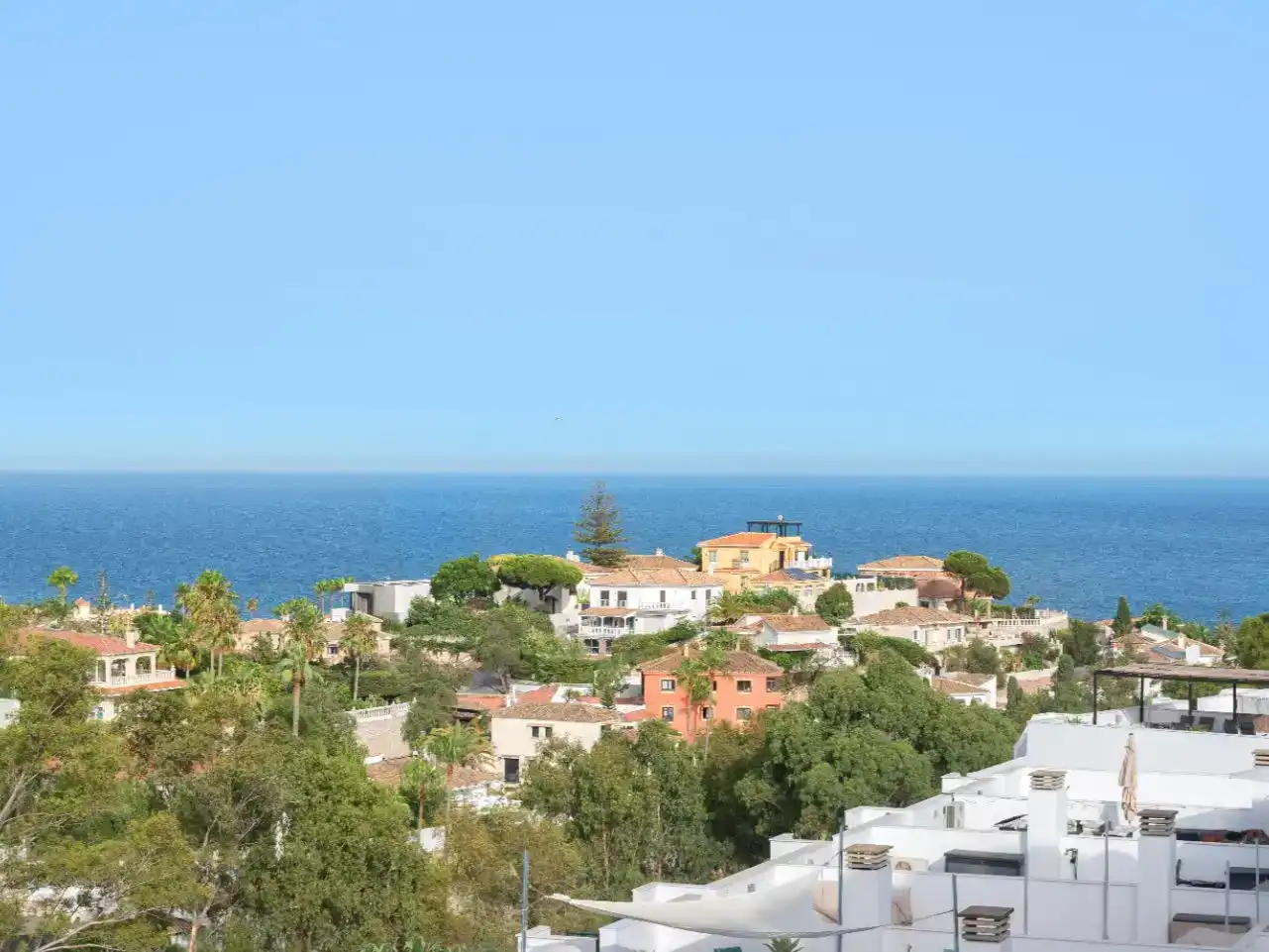 Exterior view of Flat for sale in Mijas  with Air Conditioner, Storage room and Swimming Pool
