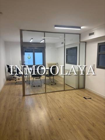 Local comercial en Alquiler en Creu Alta