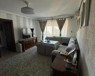 Living room of Flat for sale in  Sevilla Capital  with Terrace