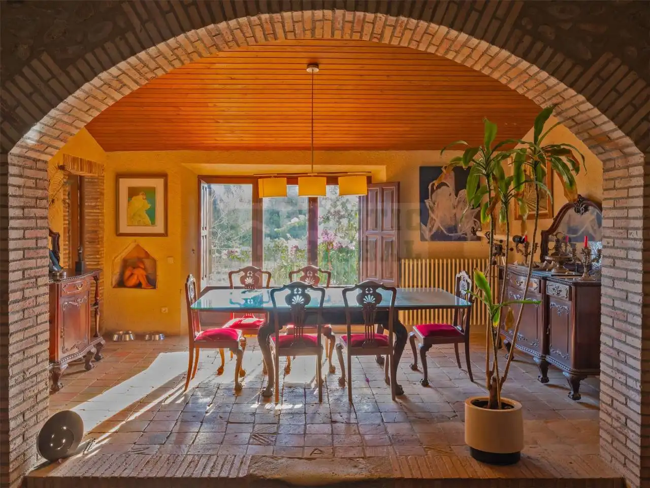Comedor de Finca rústica en venta en Sant Miquel de Fluvià con Aire acondicionado, Calefacción y Terraza