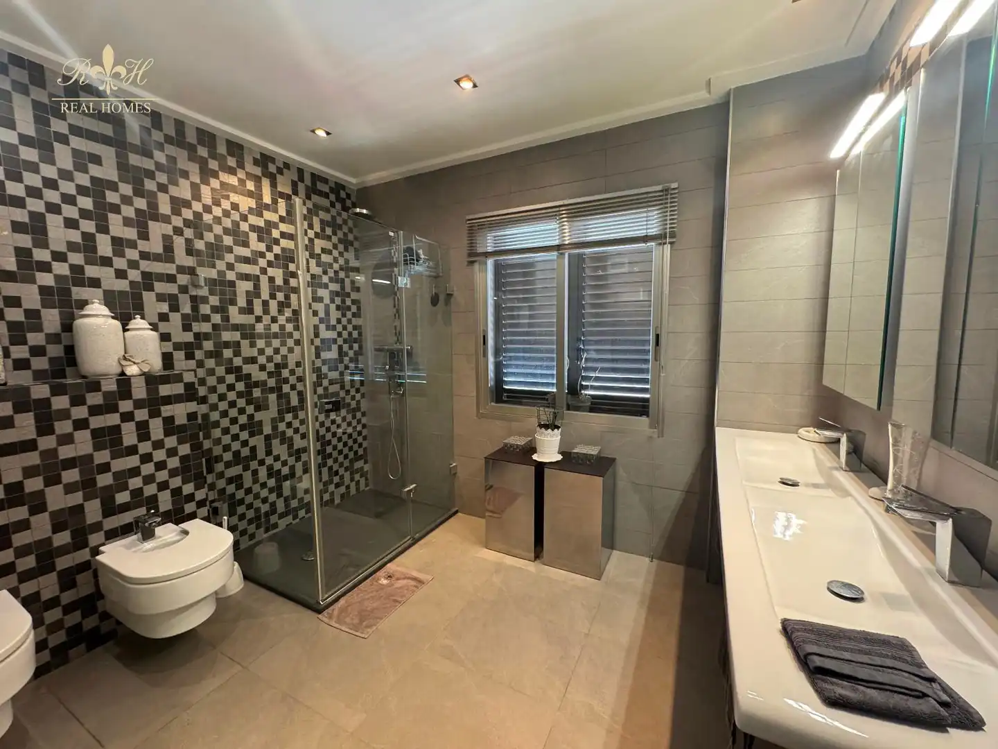 Badezimmer von Wohnung zum Verkauf in Altea mit Klimaanlage, Heizung und Terrasse