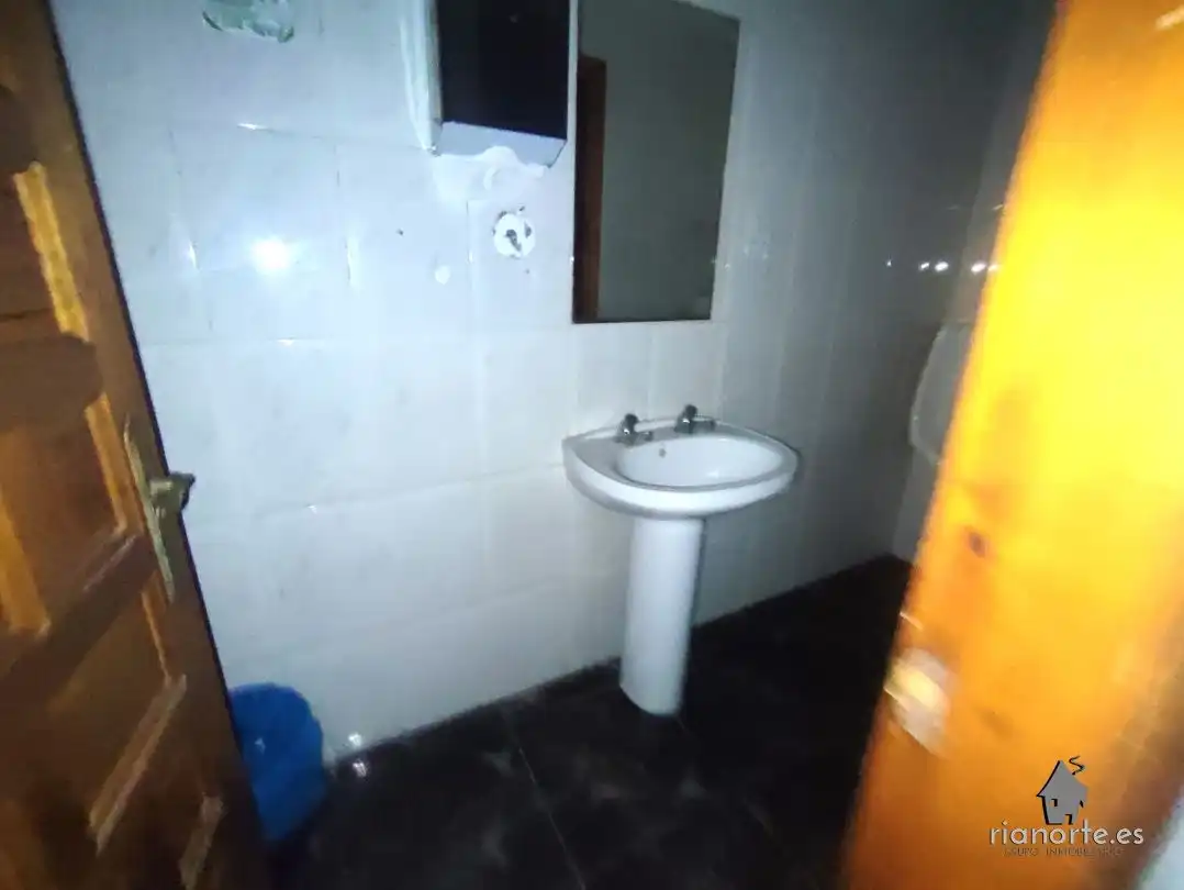 Bathroom of Houses for sale in Langreo  with Terrace and Storage room