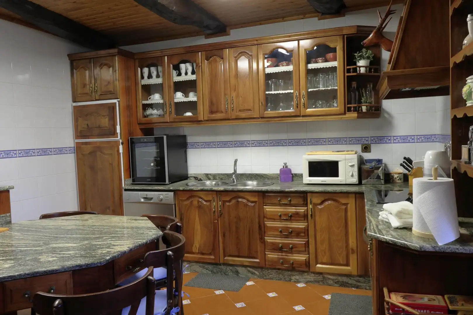 Cocina de Casa adosada en venta en Vega de Espinareda con Calefacción