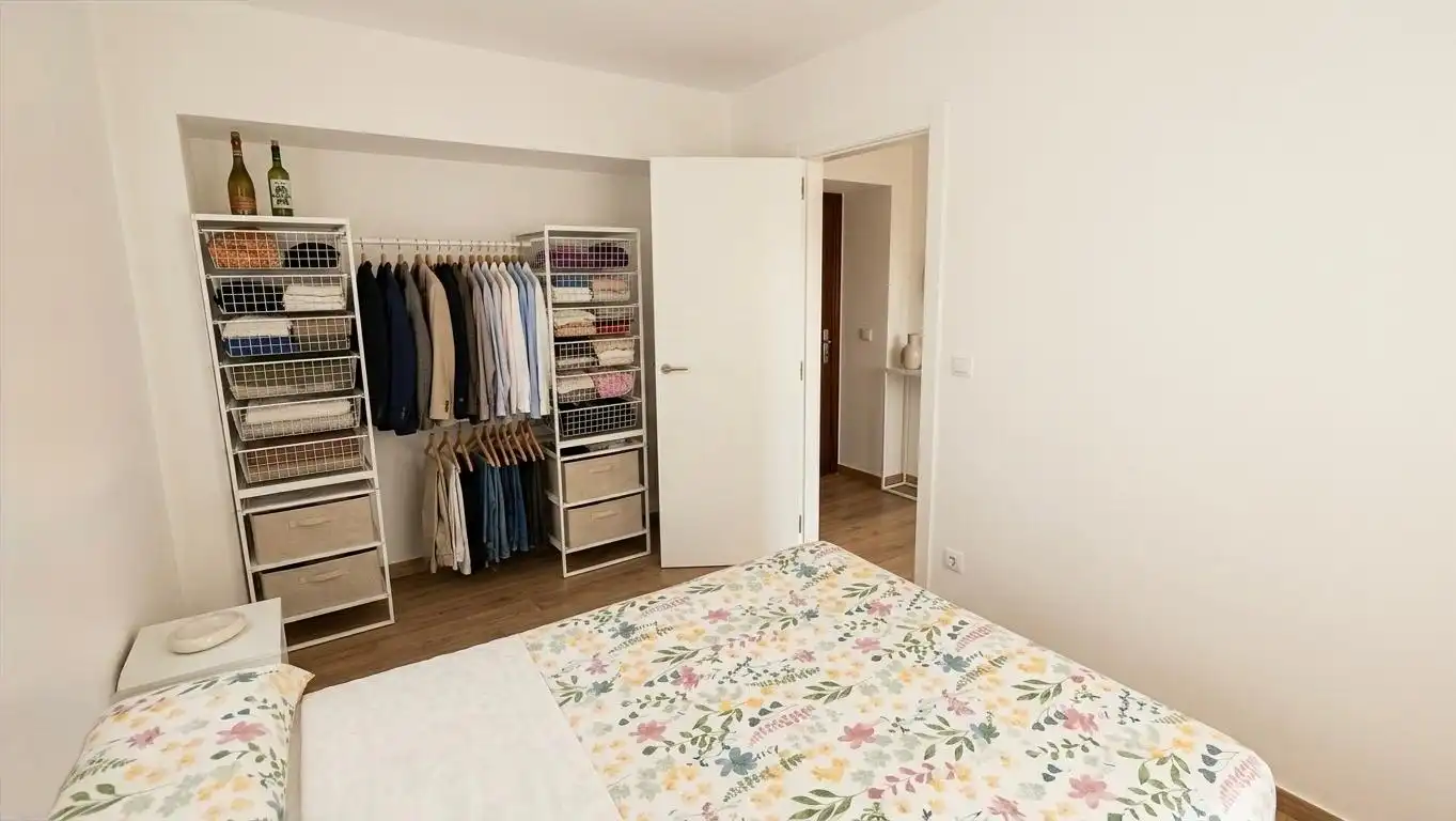 Habitación de Apartamento en venta en L'Eliana con Aire acondicionado, Amueblado y Lavadora