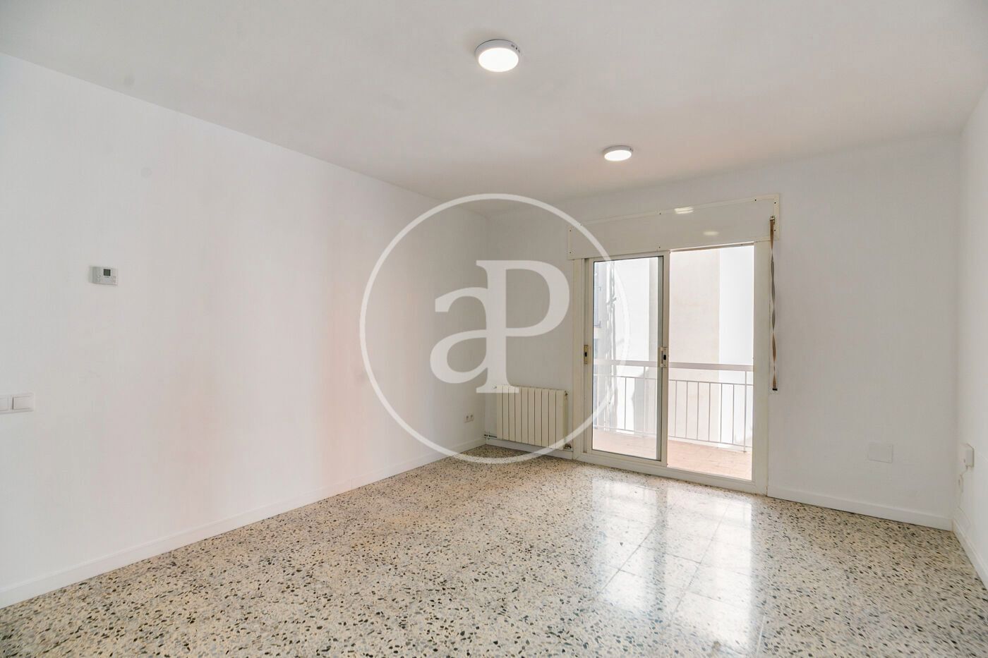 Flat for sale in  Barcelona Capital  with Heating and Balcony