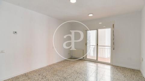 Foto 2 de Pis en venda a Carrer de Simancas, Les Roquetes,  Barcelona Capital