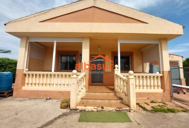 Photo 1 of House or chalet for sale in Avenida las Quemadas, Alcolea, Córdoba