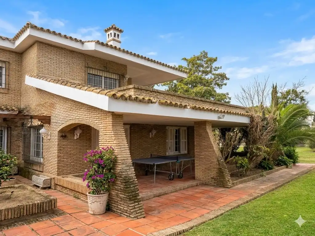 Außenansicht von Haus oder Chalet zum Verkauf in El Puerto de Santa María mit Privatgarten, Terrasse und Abstellraum