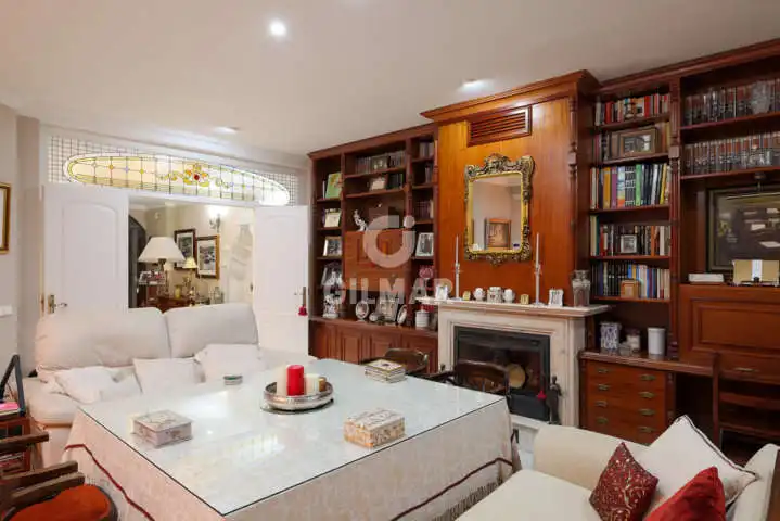 Sala de estar de Casa adosada en venta en El Puerto de Santa María con Calefacción y Jardín privado