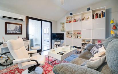 Living room of Flat for sale in  Madrid Capital  with Air Conditioner