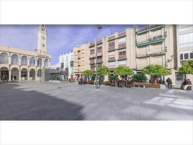 Local comercial en Alquiler en Centro