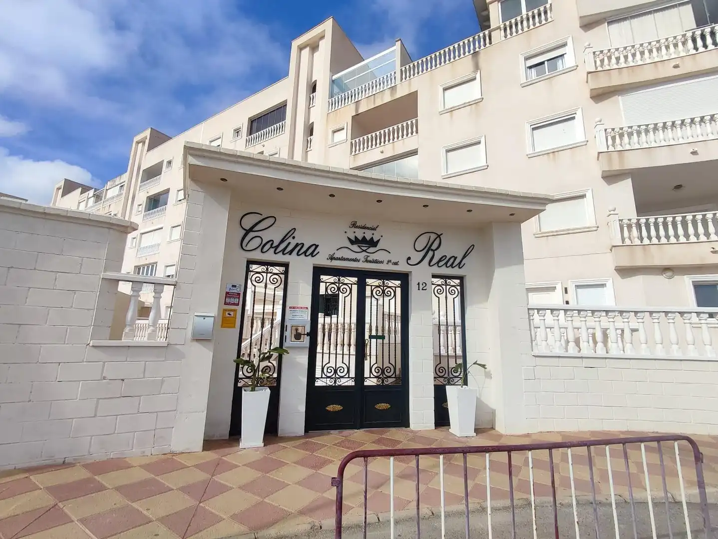 Vista exterior de Ático en venta en Guardamar del Segura con Aire acondicionado, Calefacción y Terraza