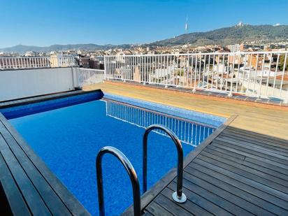 Piscina de Dúplex de lloguer en  Barcelona Capital amb Aire condicionat, Terrassa i Moblat