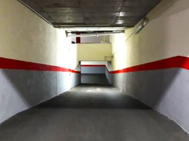 Individual amb ascensor en venda a Calle Cedra 21