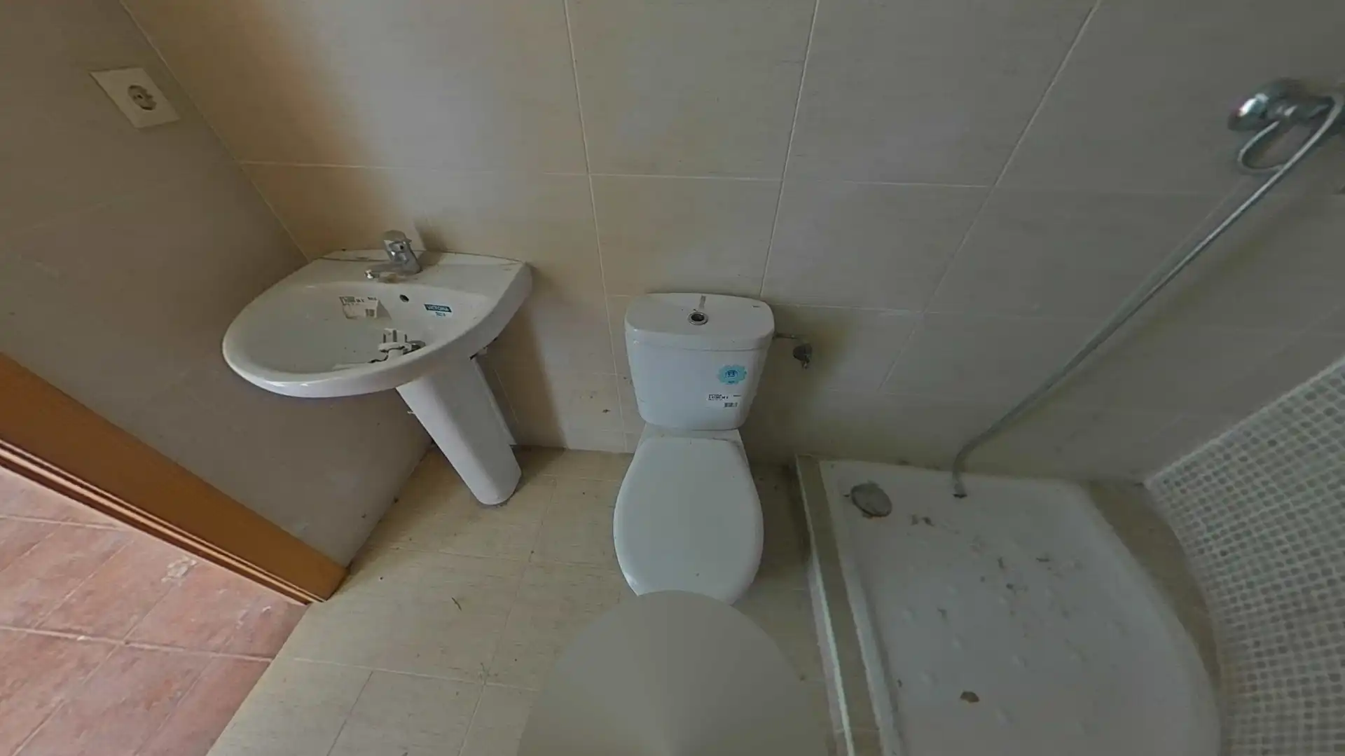 Bany de Casa adosada en venda en Castillejo de Mesleón amb Jardí privat