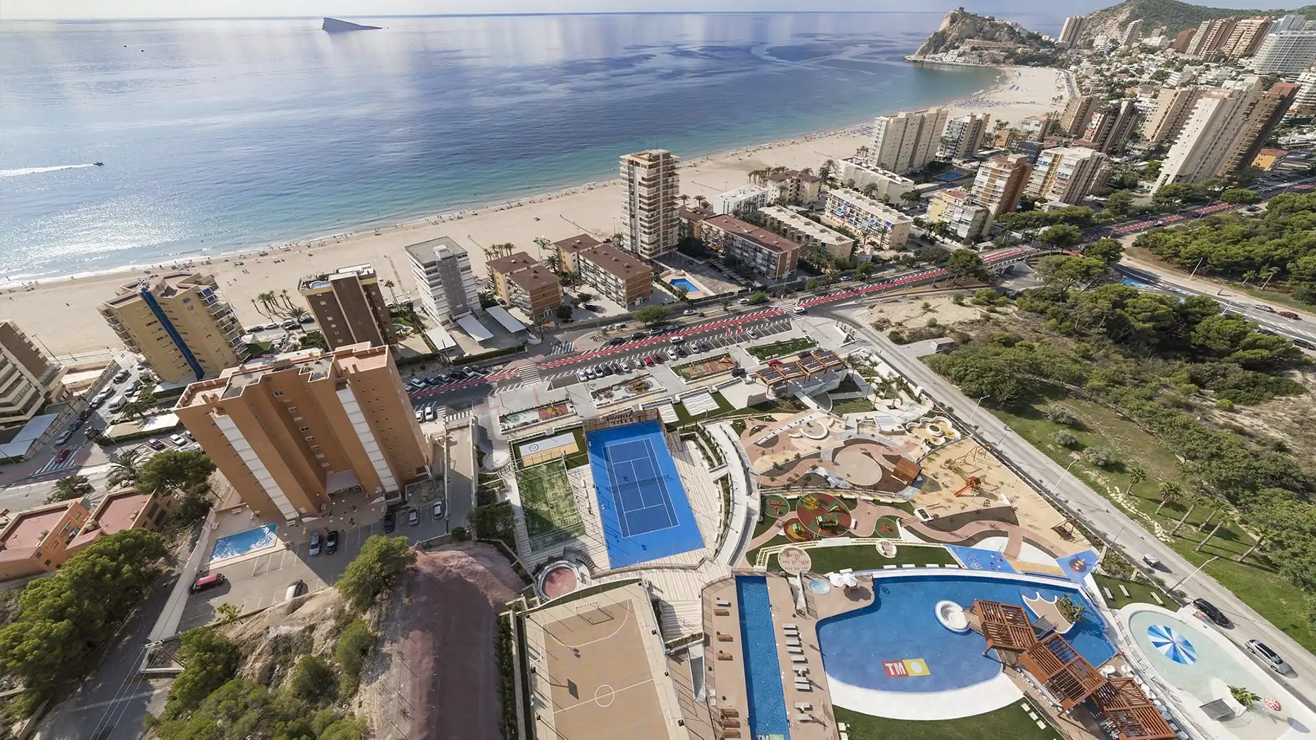 Apartment with pool for sale in Playa de Poniente, imagen 3
