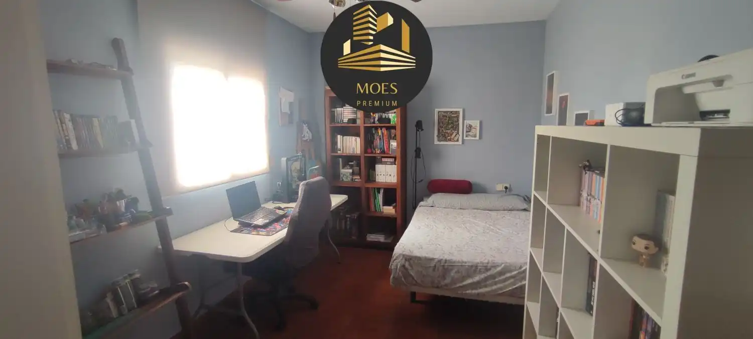 Bedroom of Houses for sale in Jaén  with Air Conditioner, Heating and Terrace