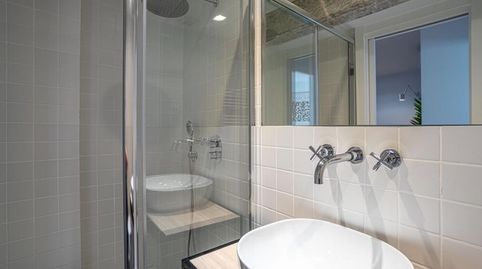 Photo 5 of Room in Calle del Arroyo, 30, Valdeacederas, Madrid Capital