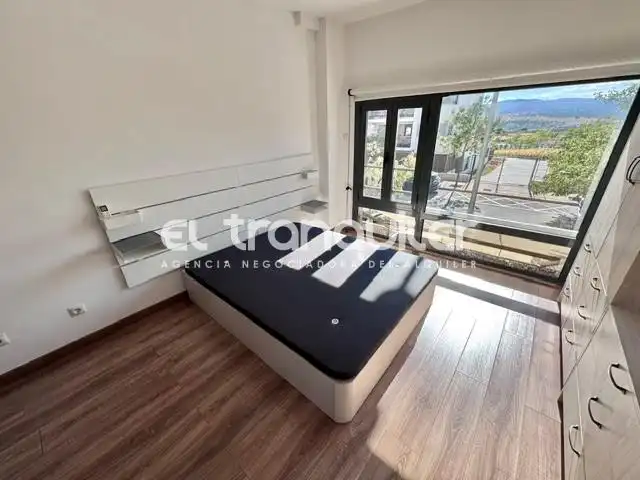 Bedroom of Flat for rent in Colmenar Viejo  with Air Conditioner, Terrace and Swimming Pool