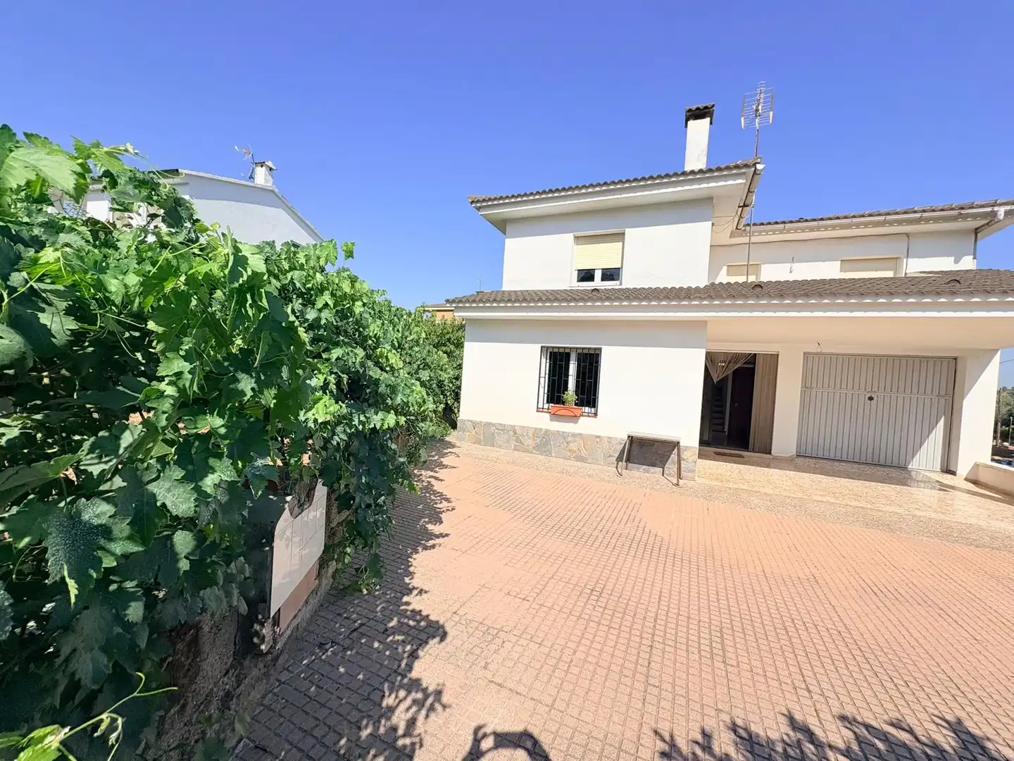 Villa zum Verkauf in Carrer Collserola, imagen 3
