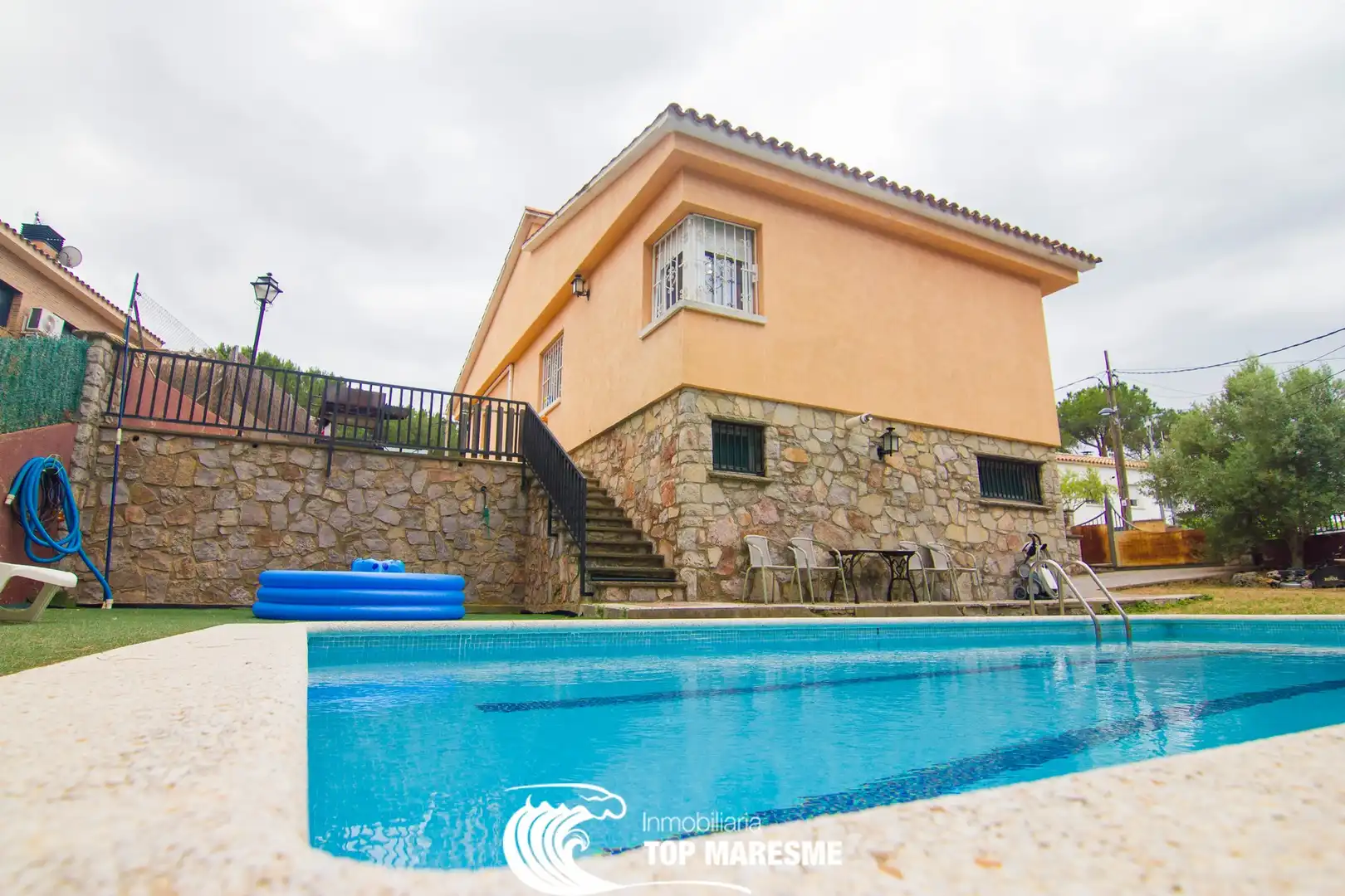 Vista exterior de Casa o chalet en venta en Caldes de Montbui con Calefacción y Piscina