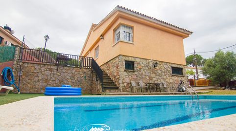 Foto 2 de Casa o chalet en venta en Carrer Isaac Albéniz, 4, Caldes de Montbui, Barcelona