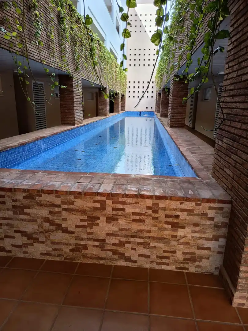 Piscina de Apartamento de alquiler en El Ejido con Aire acondicionado, Calefacción y Jardín privado