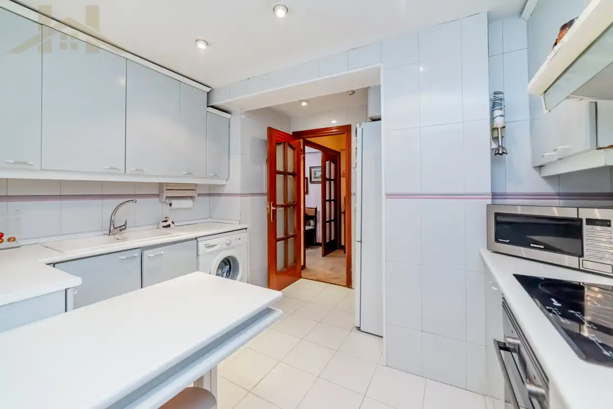 Kitchen of Flat for sale in Alcorcón  with Heating, Terrace and Furnished