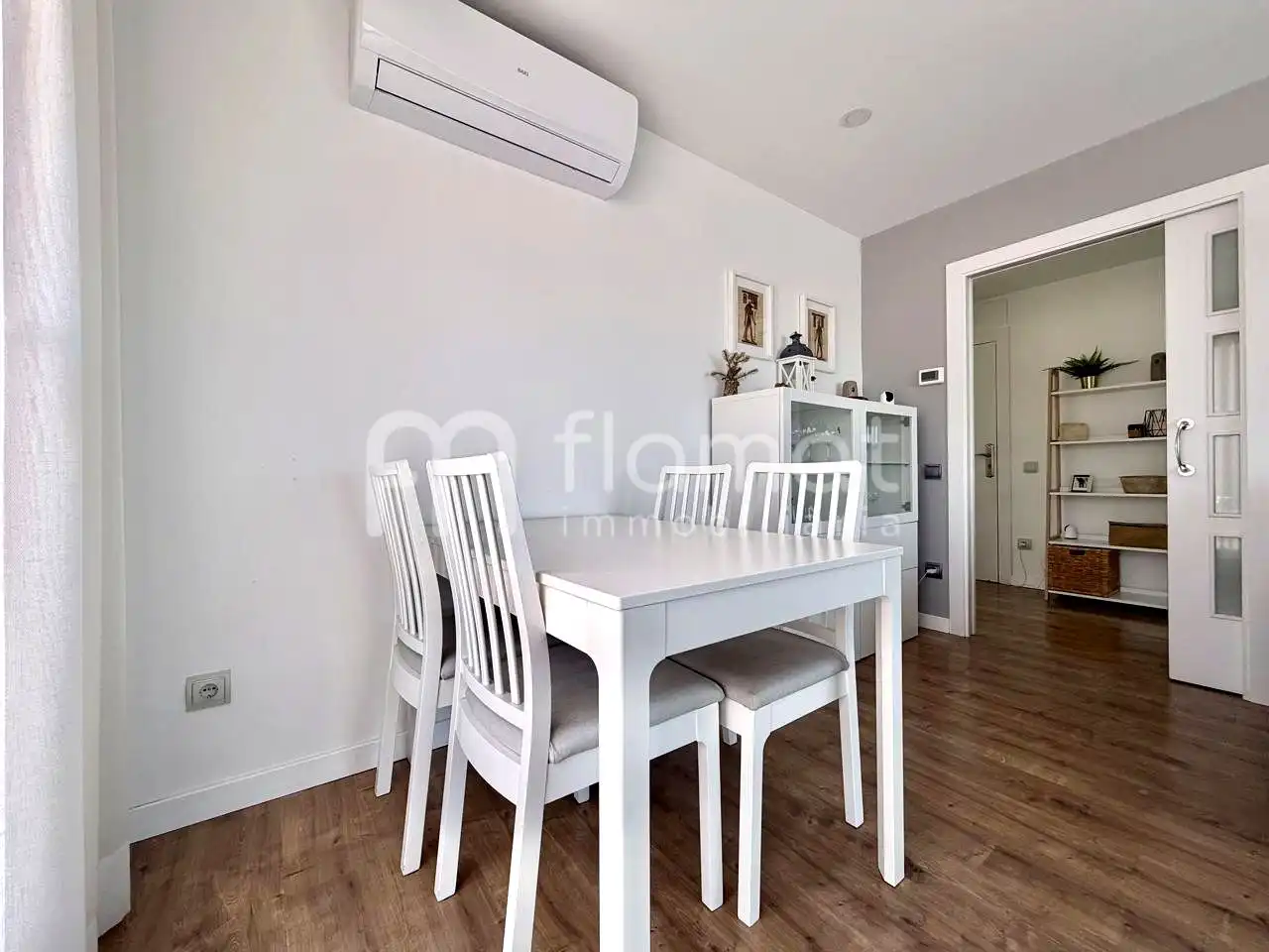 Esszimmer von Dachboden zum Verkauf in Malgrat de Mar mit Klimaanlage und Terrasse