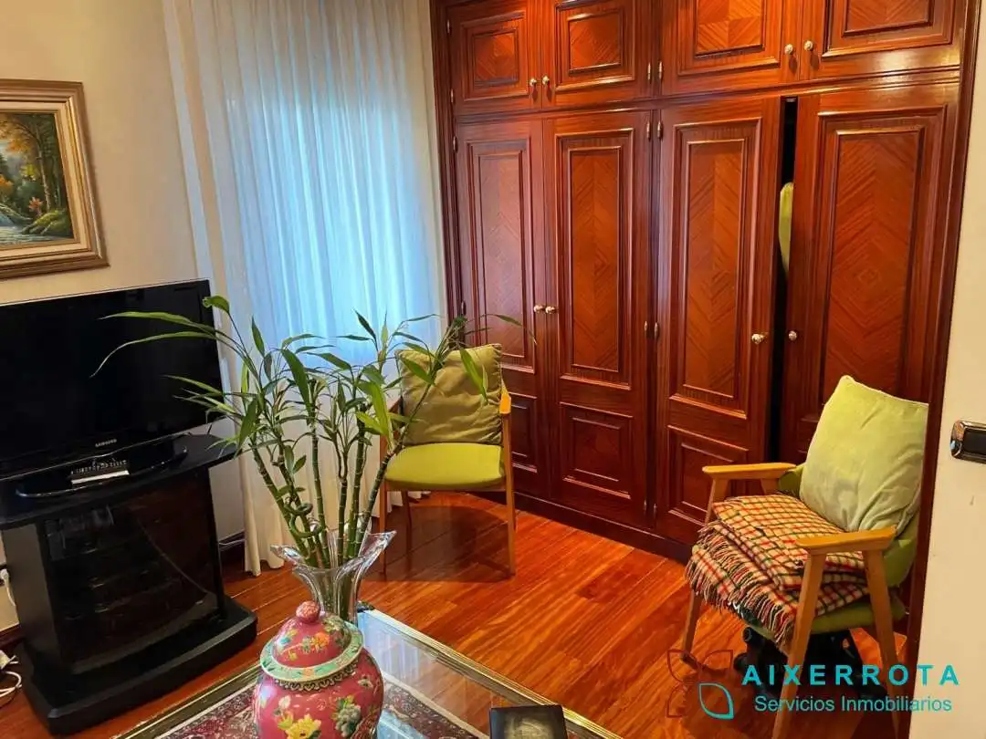 Bedroom of Flat for sale in Getxo   with Heating, Private garden and Terrace